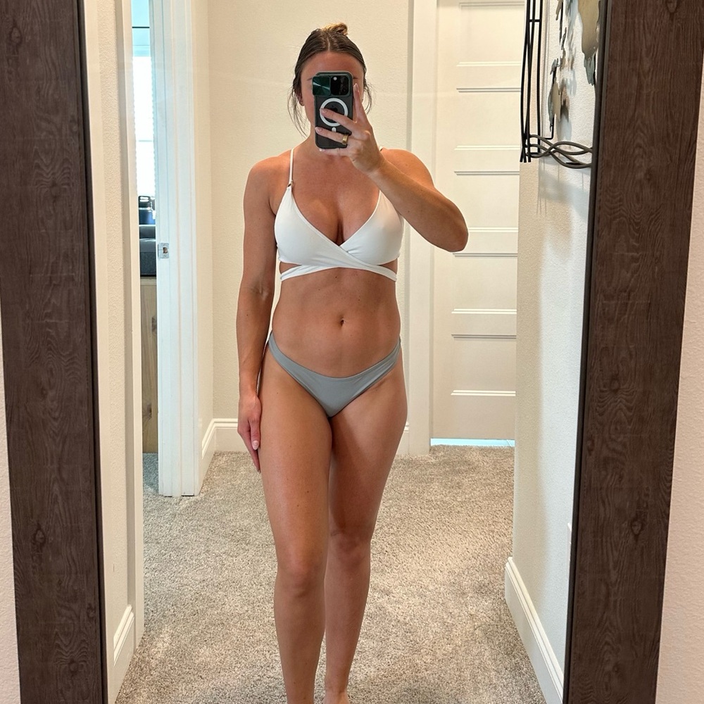 Bikini bundle - Picture 2 of 7